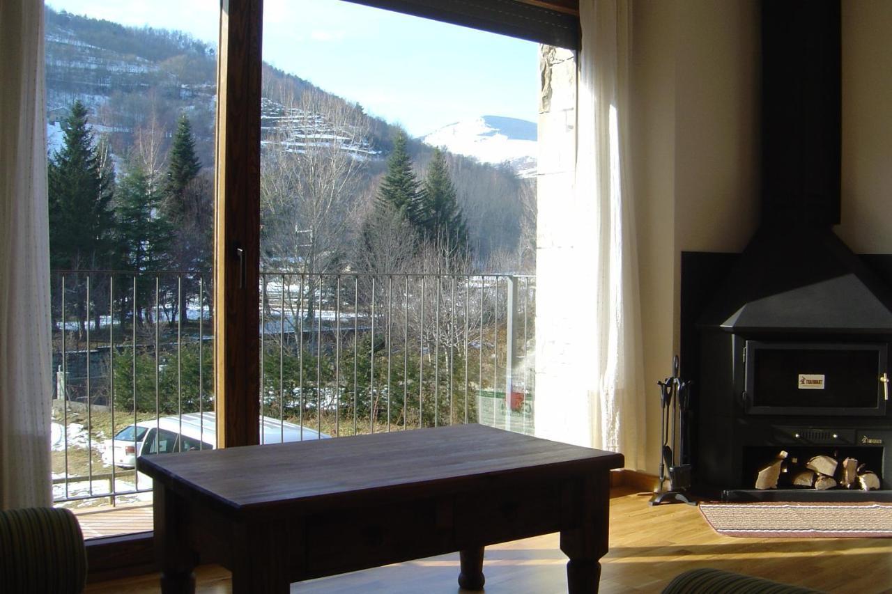 Apartment Mountain View Lodge: Retreat With Fireplace And Wi-fi *