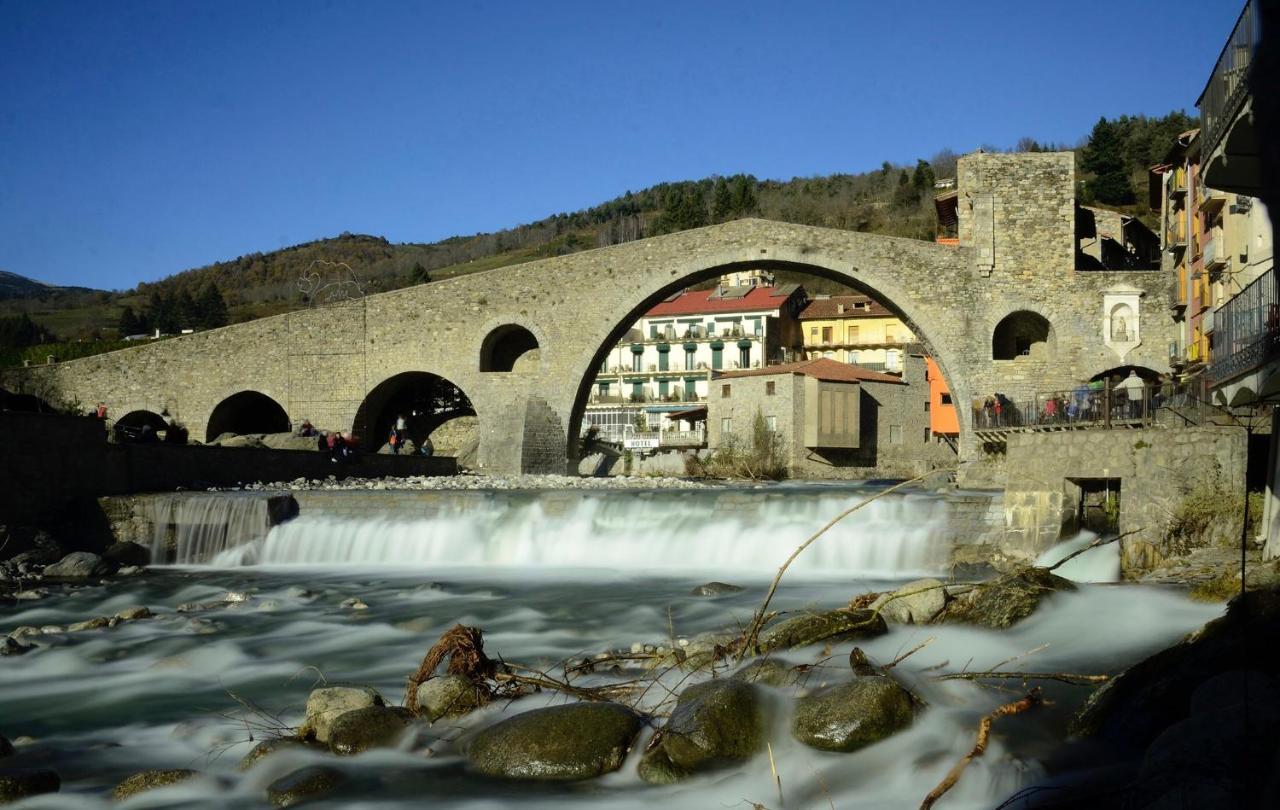 Llanars, En Vall De Camprodon Vistas Montana De Frente, Ascensor, Orientacion Sur, Chimenea, Wifi, Mollo Park, Vallter, Hipica, Golf Apartamento Llanars