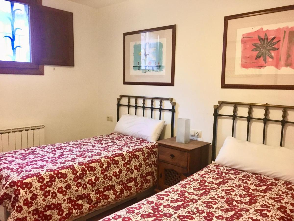 Mountain View Lodge: Retreat With Fireplace And Wi-fi Apartment Llanars